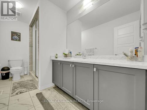 68 Mcwatters Street, Hamilton, ON - Indoor Photo Showing Bathroom