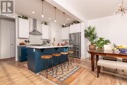 326 Schmeiser Bend, Saskatoon, SK - Indoor Photo Showing Kitchen With Upgraded Kitchen