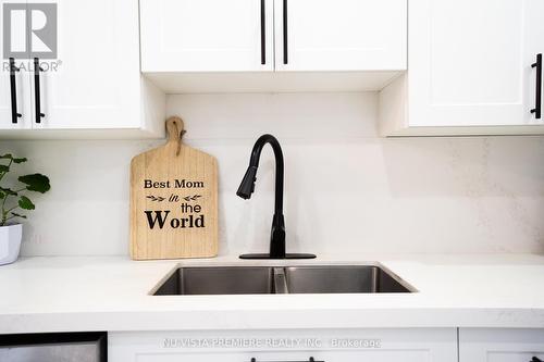 26 - 120 Centre Street, London, ON - Indoor Photo Showing Kitchen