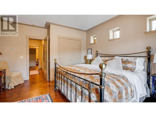 13345 Shoreline Drive, Lake Country, BC - Indoor Photo Showing Bedroom