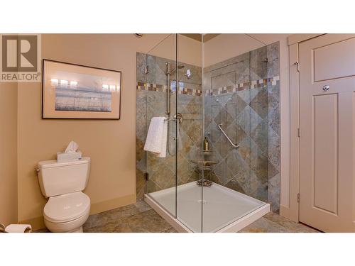 13345 Shoreline Drive, Lake Country, BC - Indoor Photo Showing Bathroom