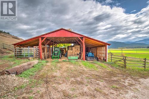 2611 6 Highway, Lumby, BC - Outdoor