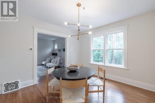 1009 Wellington Street, London, ON - Indoor Photo Showing Dining Room