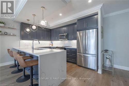 908 - 460 Callaway Road, London, ON - Indoor Photo Showing Kitchen With Upgraded Kitchen