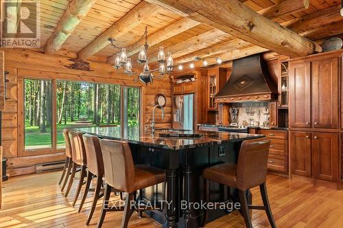 10608 Longwoods Road, Middlesex Centre (Delaware Town), ON - Indoor Photo Showing Dining Room