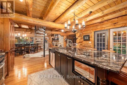 10608 Longwoods Road, Middlesex Centre (Delaware Town), ON - Indoor Photo Showing Kitchen With Double Sink