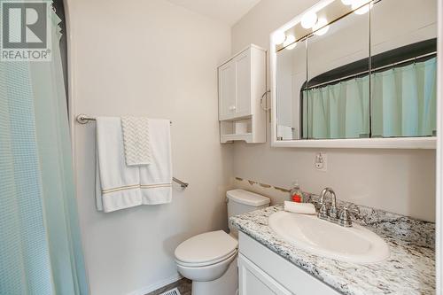 122 801 Preston Road, Prince George, BC - Indoor Photo Showing Bathroom