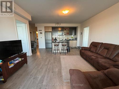 604 - 4677 Glen Erin Drive, Mississauga (Central Erin Mills), ON - Indoor Photo Showing Living Room