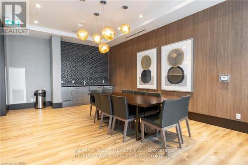 315 - 4208 Dundas Street W, Toronto (Edenbridge-Humber Valley), ON - Indoor Photo Showing Dining Room