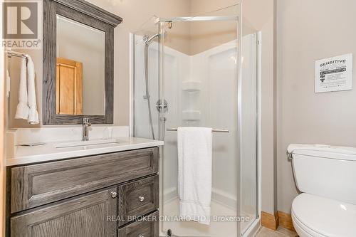 1B - 1841 Muskoka Road 118 W, Bracebridge, ON - Indoor Photo Showing Bathroom