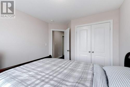 58 Province Street N, Hamilton (Crown Point), ON - Indoor Photo Showing Bedroom