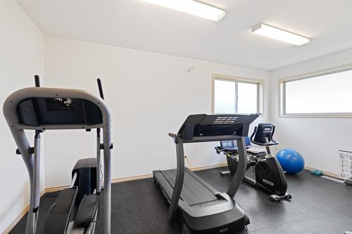 127-1405 Guisachan Place, Kelowna, BC - Indoor Photo Showing Gym Room