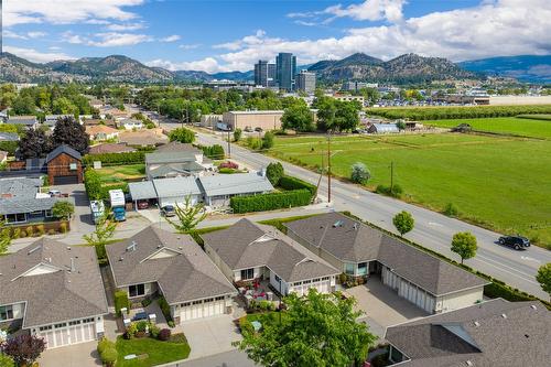 127-1405 Guisachan Place, Kelowna, BC - Outdoor With View