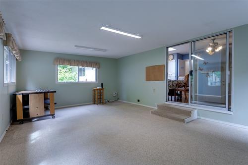 1261 Brentwood Road, West Kelowna, BC - Indoor Photo Showing Other Room