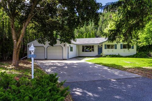 1261 Brentwood Road, West Kelowna, BC - Outdoor