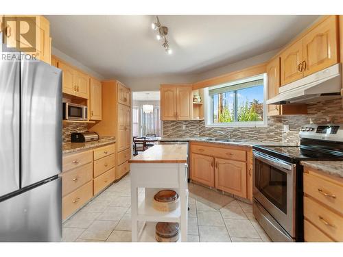 3146 Paris Street Unit# 104, Penticton, BC - Indoor Photo Showing Kitchen With Stainless Steel Kitchen With Double Sink