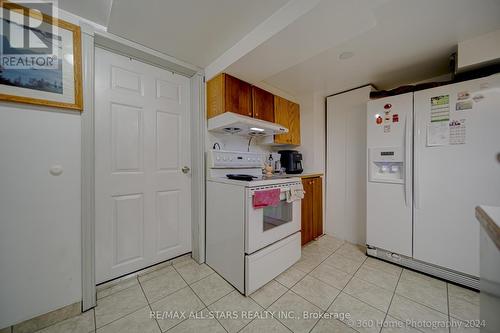 4 Wickson Trail, Toronto (Malvern), ON - Indoor Photo Showing Kitchen