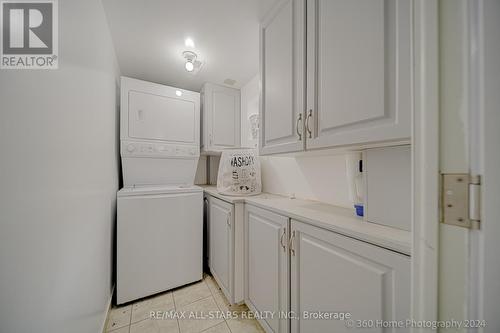 4 Wickson Trail, Toronto (Malvern), ON - Indoor Photo Showing Laundry Room