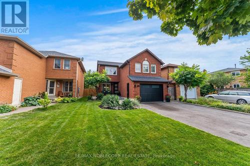 170 Marlott Road, Vaughan (Maple), ON - Outdoor With Facade