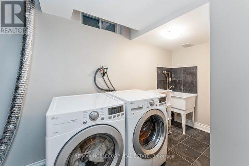 170 Marlott Road, Vaughan (Maple), ON - Indoor Photo Showing Laundry Room