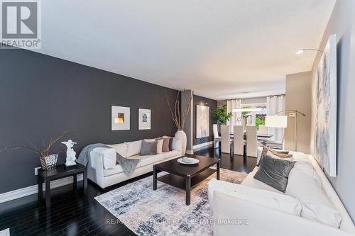 170 Marlott Road, Vaughan (Maple), ON - Indoor Photo Showing Living Room