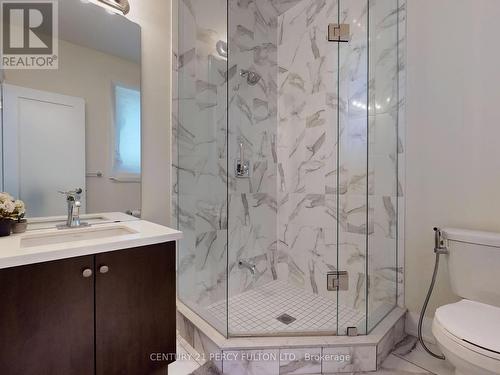 47 Mohandas Drive, Markham, ON - Indoor Photo Showing Bathroom