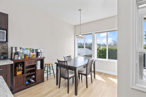 4622 Darin Place, Kelowna, BC - Indoor Photo Showing Dining Room