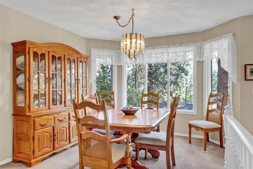 2652 Monford Road, Kelowna, BC - Indoor Photo Showing Dining Room