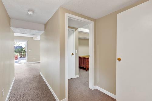 2652 Monford Road, Kelowna, BC - Indoor Photo Showing Other Room