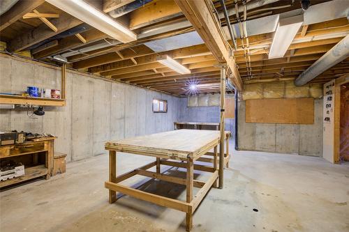 2652 Monford Road, Kelowna, BC - Indoor Photo Showing Basement