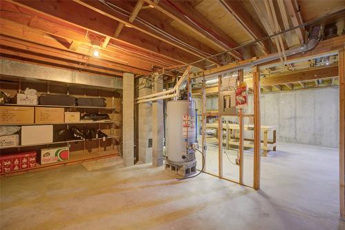 2652 Monford Road, Kelowna, BC - Indoor Photo Showing Basement