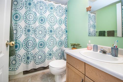 108-3163 Richter Street, Kelowna, BC - Indoor Photo Showing Bathroom