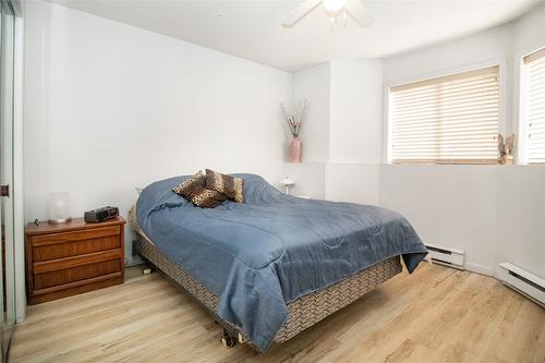 108-3163 Richter Street, Kelowna, BC - Indoor Photo Showing Bedroom