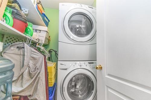 108-3163 Richter Street, Kelowna, BC - Indoor Photo Showing Laundry Room