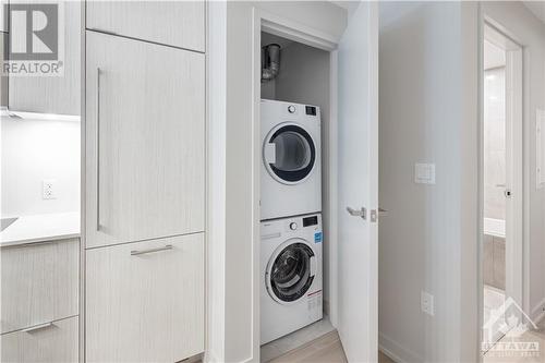 101 Queen Street Unit#802, Ottawa, ON - Indoor Photo Showing Laundry Room