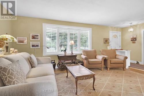 7 Glenburnie Crescent, London, ON - Indoor Photo Showing Living Room