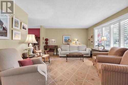 7 Glenburnie Crescent, London, ON - Indoor Photo Showing Living Room