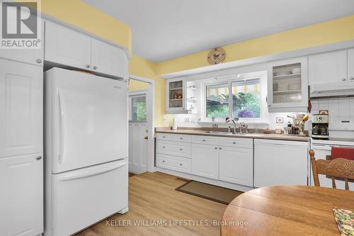 7 Glenburnie Crescent, London, ON - Indoor Photo Showing Kitchen