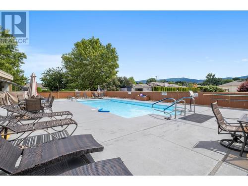 1255 Raymer Avenue Unit# 514, Kelowna, BC - Outdoor With In Ground Pool