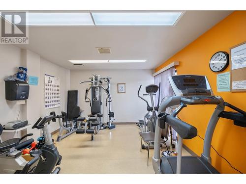 1255 Raymer Avenue Unit# 514, Kelowna, BC - Indoor Photo Showing Gym Room