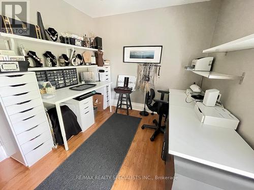 113 Claremont Drive, Hamilton (Southam), ON - Indoor Photo Showing Laundry Room