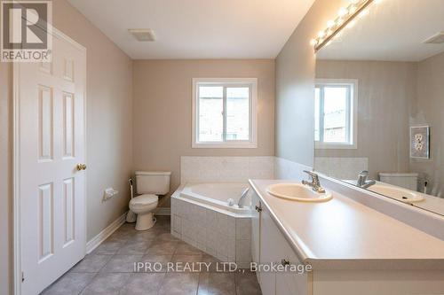 55 Pottery Place, Vaughan (East Woodbridge), ON - Indoor Photo Showing Bathroom