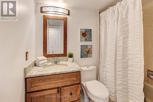 605 - 10 Malta Avenue, Brampton (Fletcher'S Creek South), ON - Indoor Photo Showing Bathroom