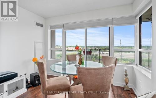 410 - 1235 Bayly Street, Pickering, ON - Indoor Photo Showing Dining Room