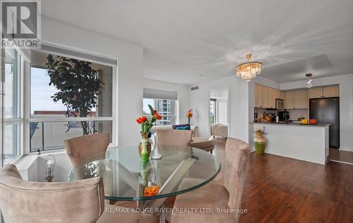 410 - 1235 Bayly Street, Pickering, ON - Indoor Photo Showing Dining Room