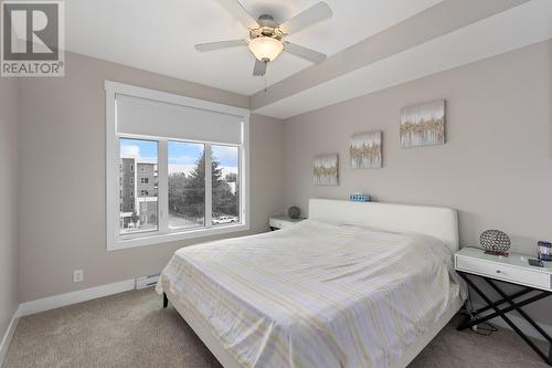 1165 Sutherland Avenue Unit# 410, Kelowna, BC - Indoor Photo Showing Bedroom