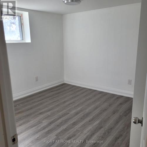 202 Cadillac Avenue S, Oshawa (Central), ON - Indoor Photo Showing Other Room