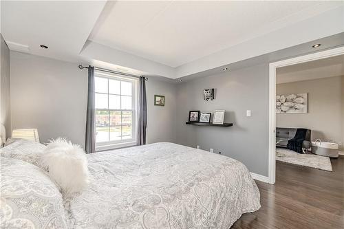 1800 Walkers Line|Unit #310, Burlington, ON - Indoor Photo Showing Bedroom