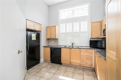 1800 Walkers Line|Unit #310, Burlington, ON - Indoor Photo Showing Kitchen With Double Sink