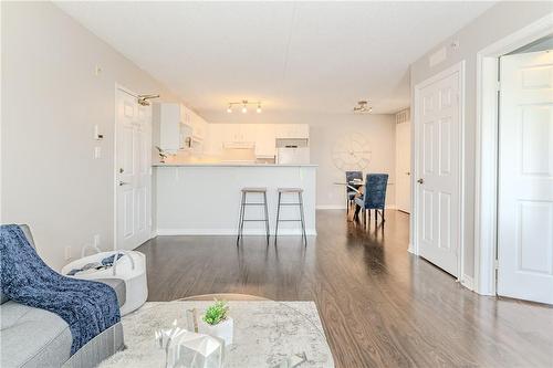 1800 Walkers Line|Unit #310, Burlington, ON - Indoor Photo Showing Other Room